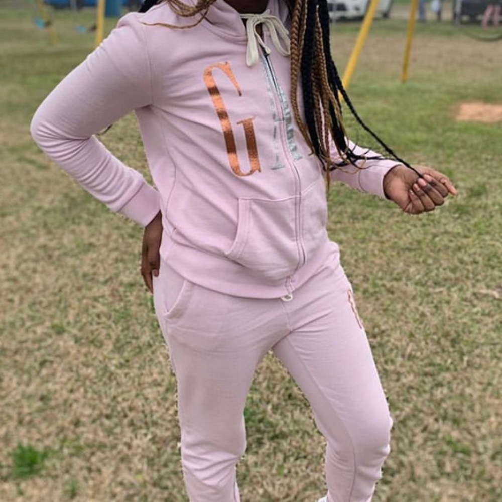 Gap sweat suit